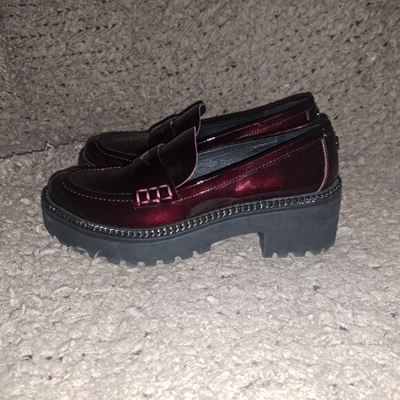 THE WISHBONE COLLECTION-Burgundy Patent Leather Penny Loafers-Sz 6.5-Near Mint - Picture 2 of 8